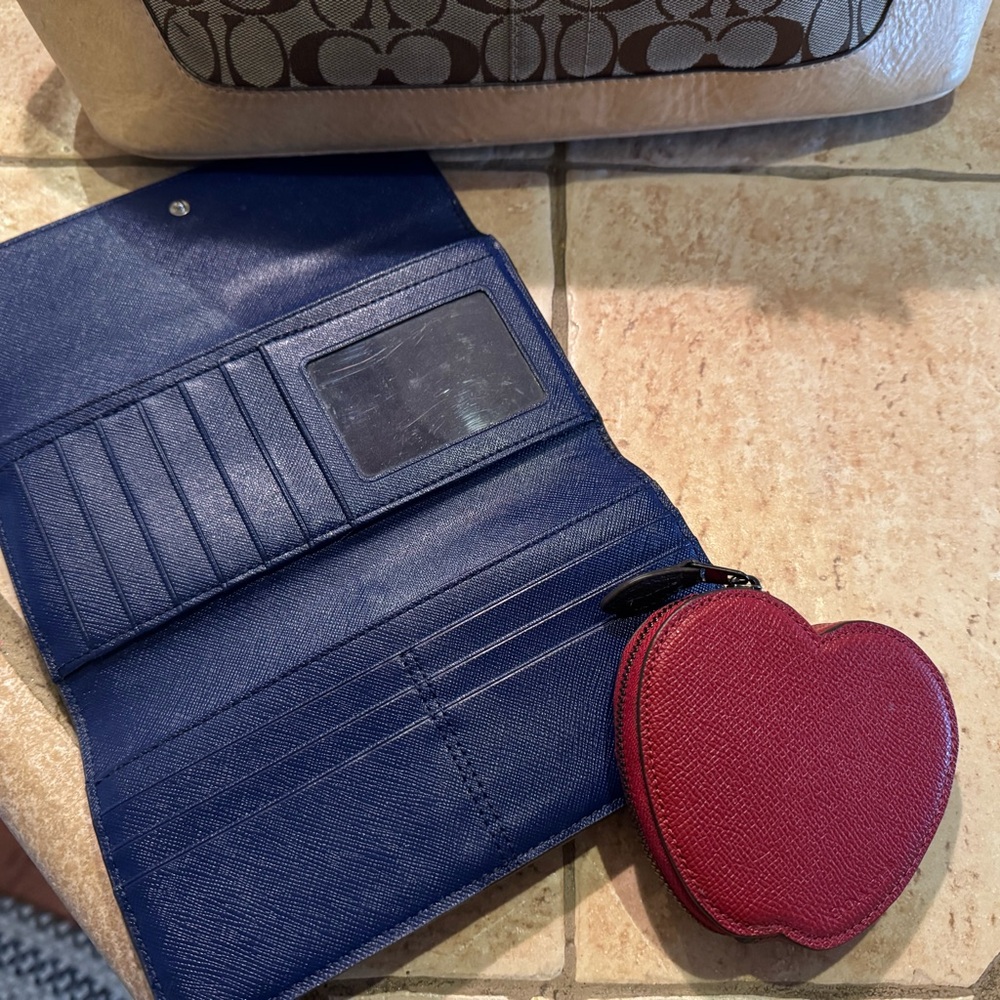 Coach Bundle! Brown and Tan Signature Canvas Tote, Wallet, Apple coin pouch! - Picture 6 of 14